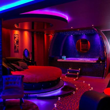 L'Insolite Spa Privatif "Suite Luxueuse-Jacuzzi" Τουλούζη Εξωτερικό φωτογραφία