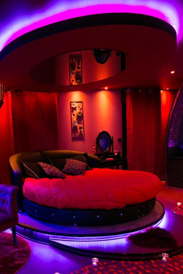 L'Insolite Spa Privatif "Suite Luxueuse-Jacuzzi" Τουλούζη Εξωτερικό φωτογραφία