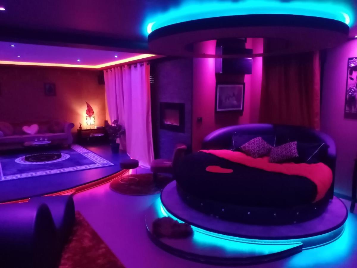 L'Insolite Spa Privatif "Suite Luxueuse-Jacuzzi" Τουλούζη Εξωτερικό φωτογραφία