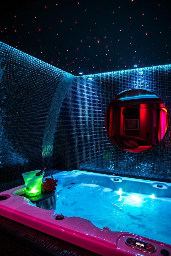 L'Insolite Spa Privatif "Suite Luxueuse-Jacuzzi" Τουλούζη Εξωτερικό φωτογραφία